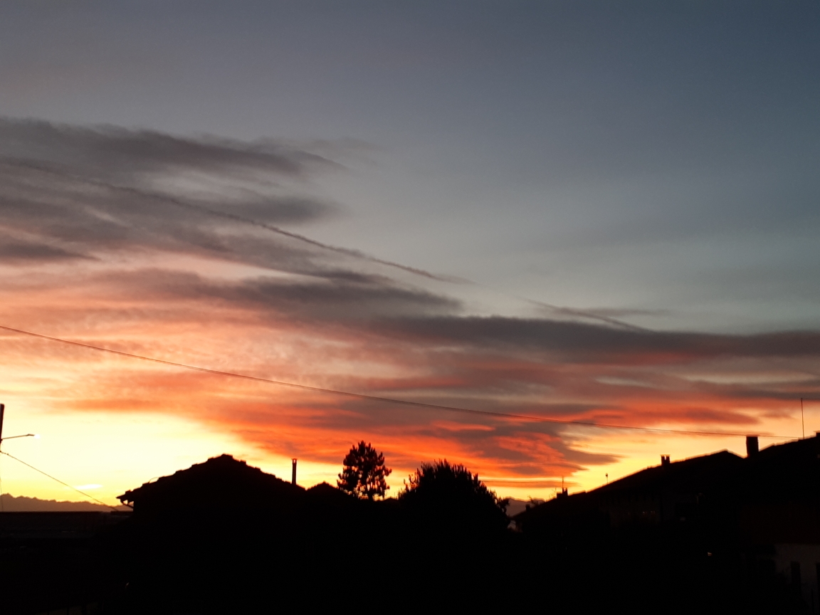Monferrato-al-tramonto-scorcio-di-Marina-Rissone