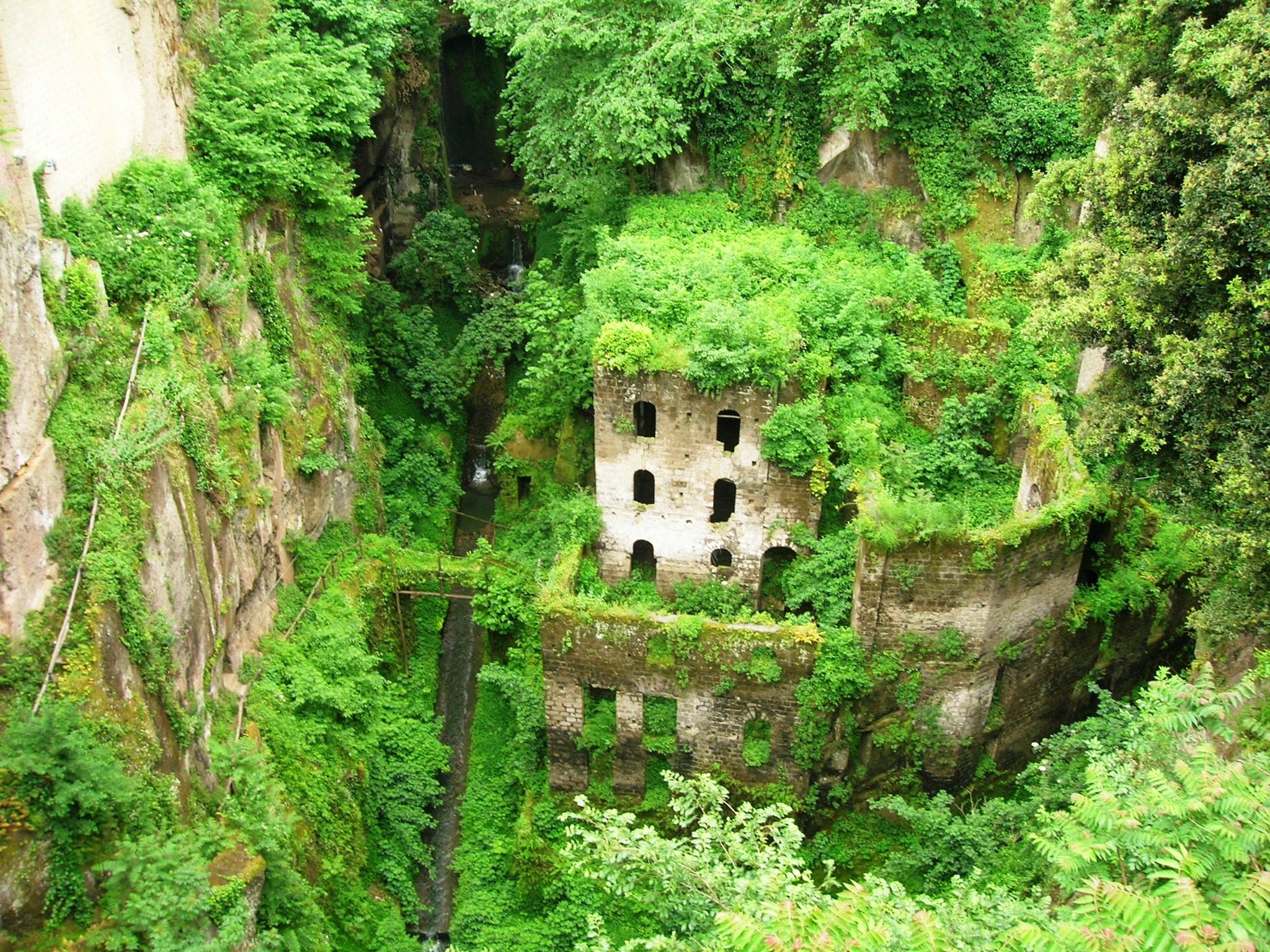 Sorrento-Valle_dei_Mulini