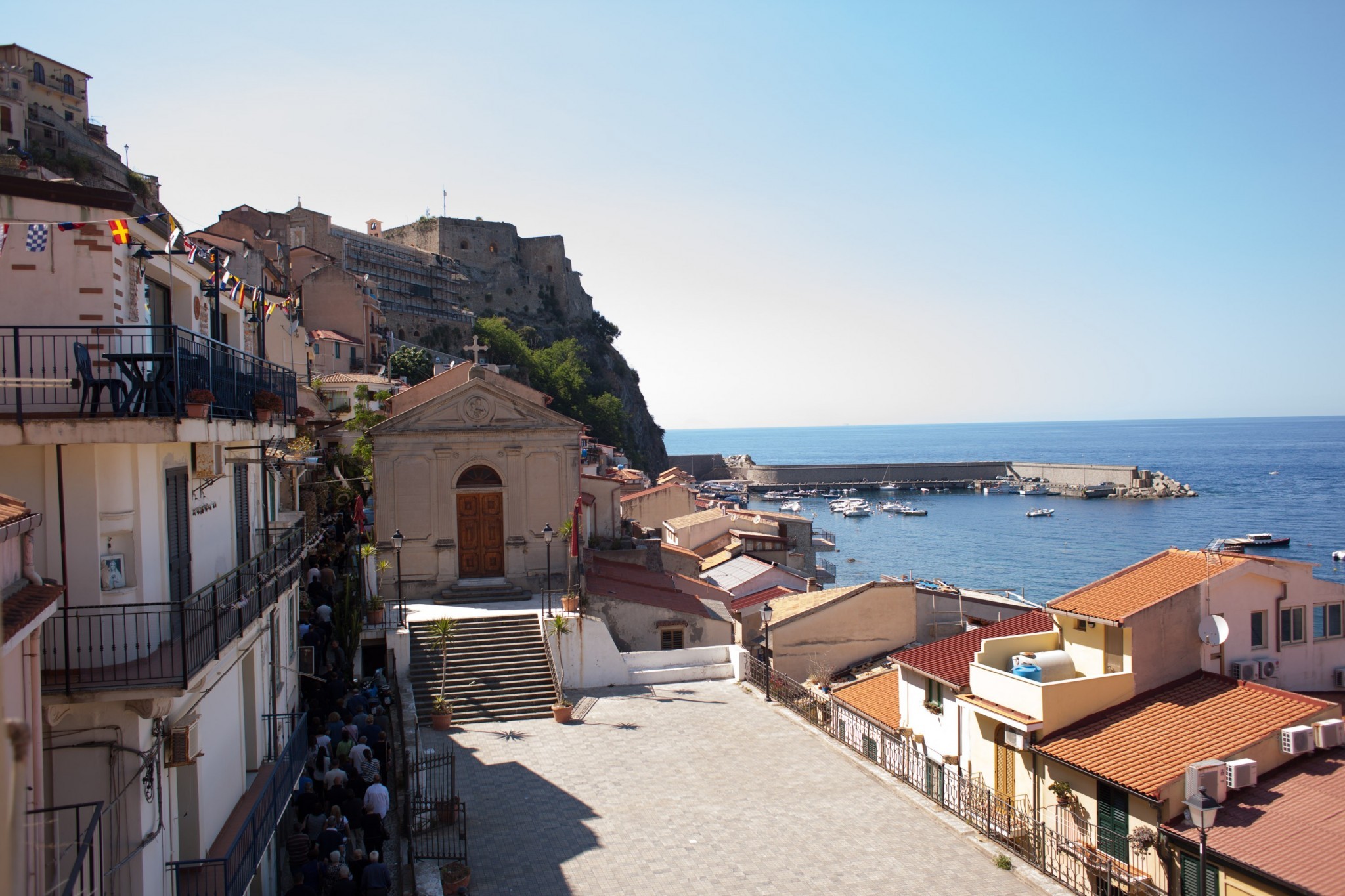 coast-sea-amavido-credits-matthias-neumann-giulio-rivelli